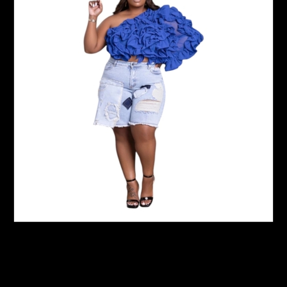 ✨️✨️RESTOCKED "Distressed Denim PLUS size JEANS Shorts NWT